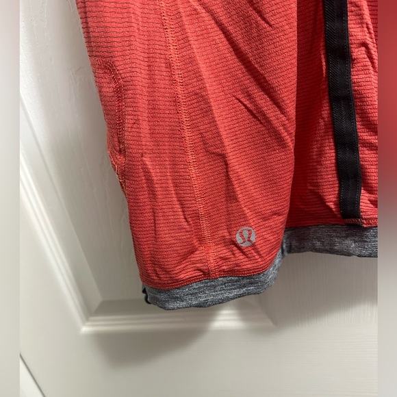 Lululemon Tank Top - Size 6 - Picture 5 of 5